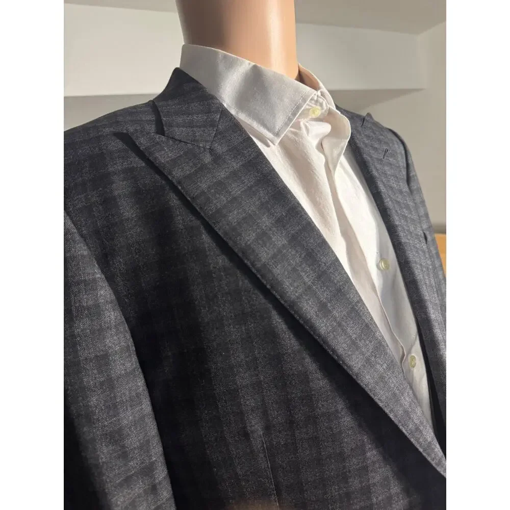 Tom Ford Plaid Charcoal 2pc Peak Lapel Suit 50R Italy 40R US 34x32 Trousers EUC